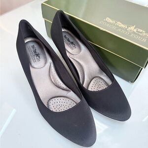 Coach and Four Black kitten heels for Women